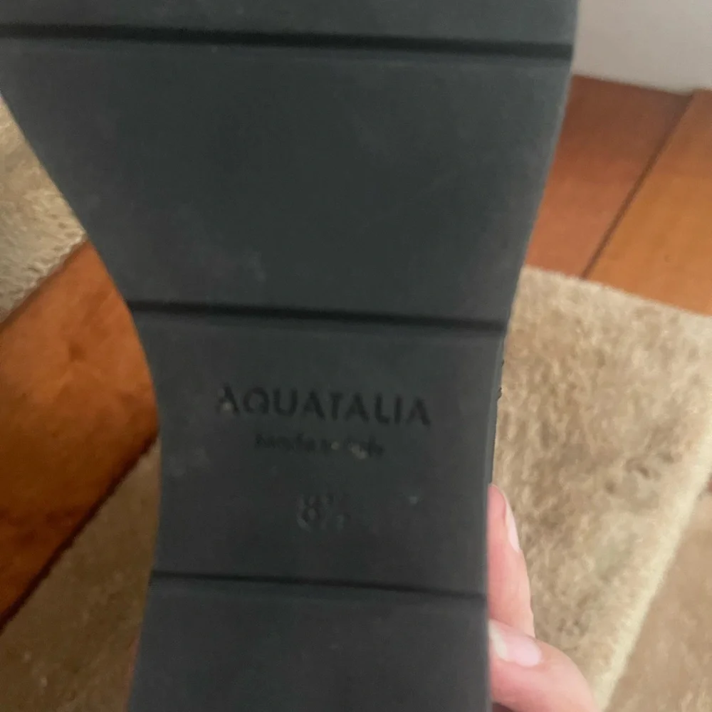 AQUTALIA Womens Wedge Ankle Boots SZ 8.5 In Excellent Condition